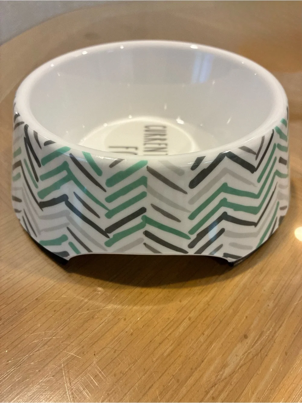 NWT Chewy “frisco” Melamine Pet Bowl CHEVRON, 12 oz